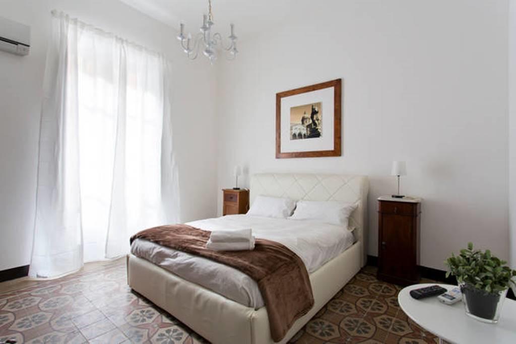 Aragona Rooms ปาแลร์โม ภายนอก รูปภาพ