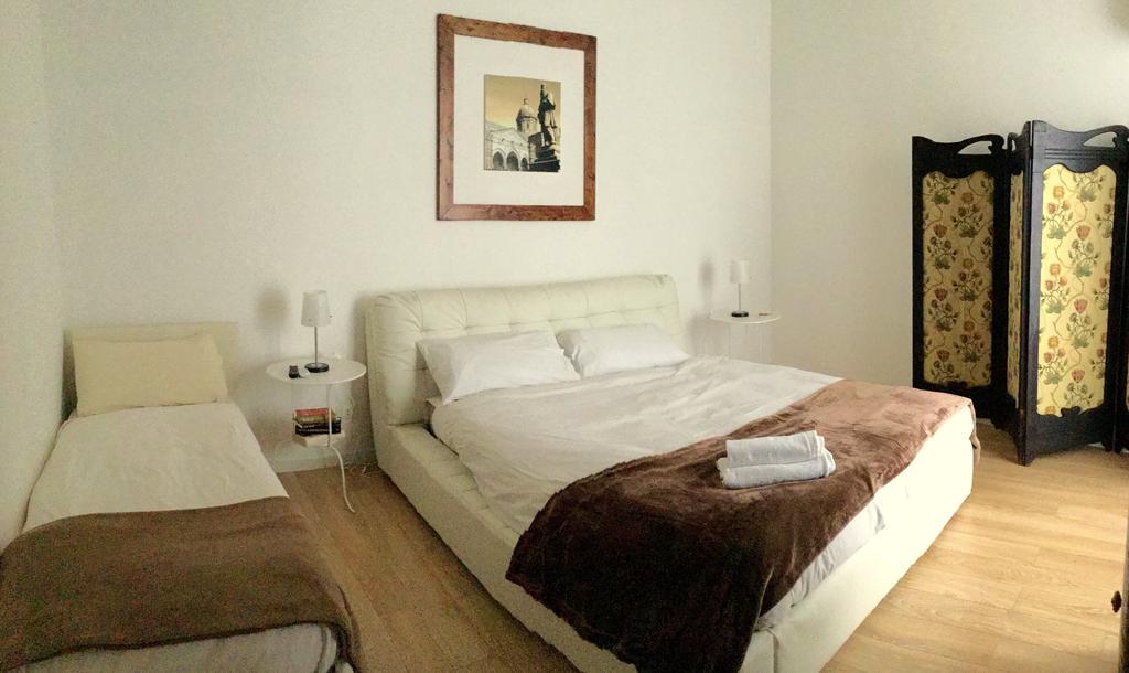 Aragona Rooms ปาแลร์โม ภายนอก รูปภาพ