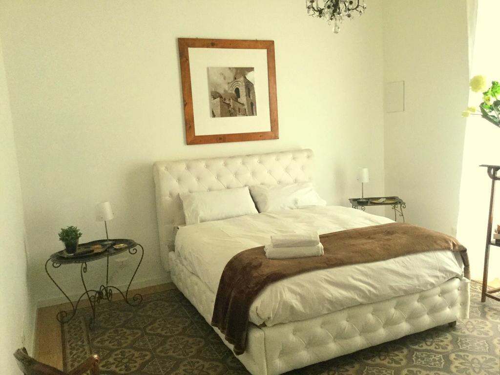 Aragona Rooms ปาแลร์โม ภายนอก รูปภาพ