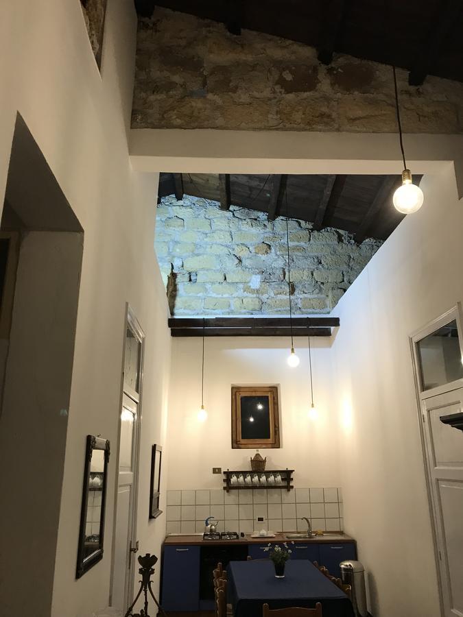 Aragona Rooms ปาแลร์โม ภายนอก รูปภาพ